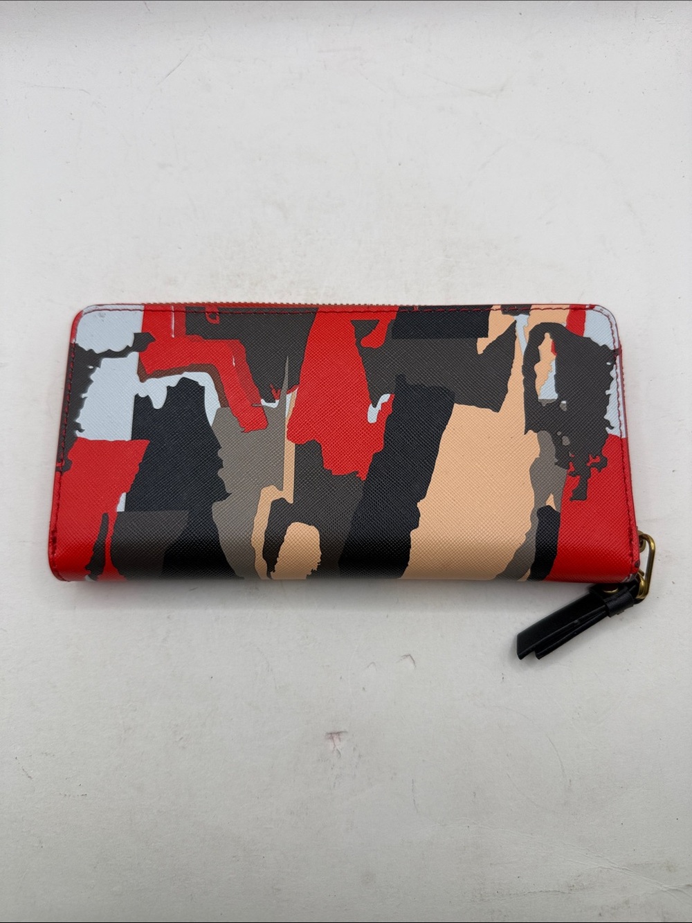 NWT Anne Klein Abstract Slim Zip Around Wallet Red Black Tan ID Card Holder - Picture 2 of 14